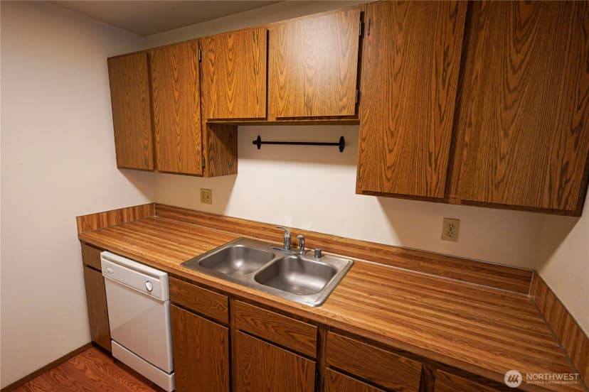 Property photo for 108 Kensington Avenue Sw, Kent photo 30