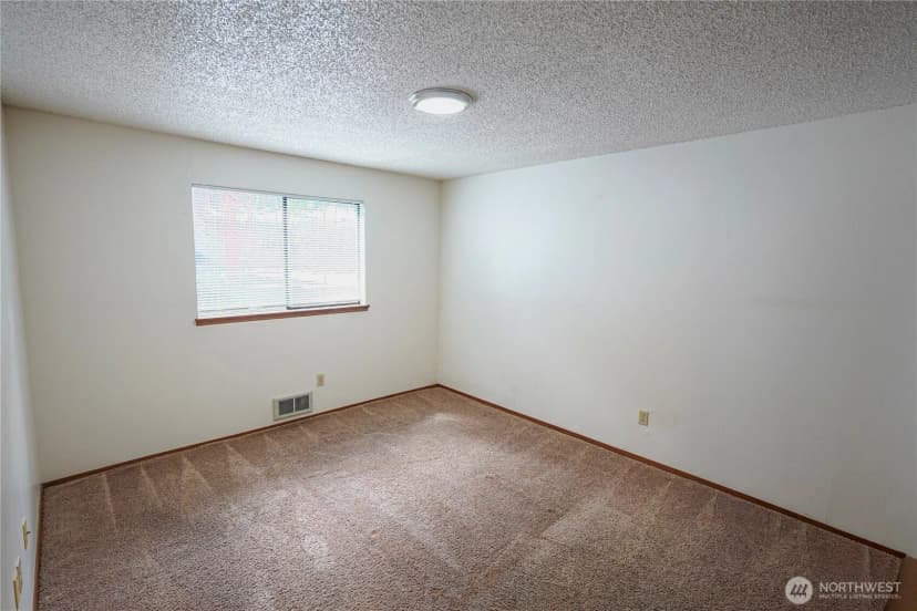 Property photo for 108 Kensington Avenue Sw, Kent photo 22