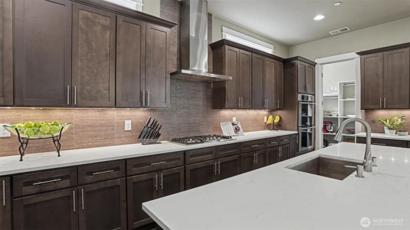 Property photo for 24020 Ne 20th Street, Sammamish photo 11