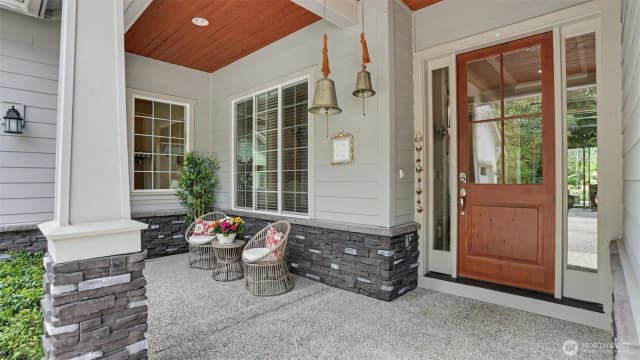 Property photo for 24020 Ne 20th Street, Sammamish photo 2