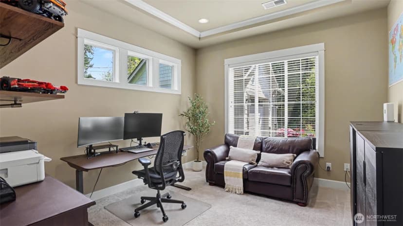 Property photo for 24020 Ne 20th Street, Sammamish photo 6