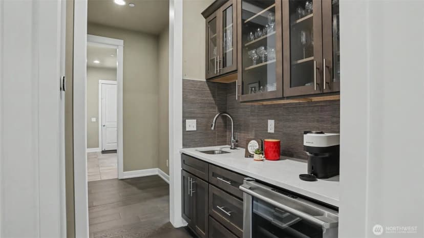 Property photo for 24020 Ne 20th Street, Sammamish photo 16