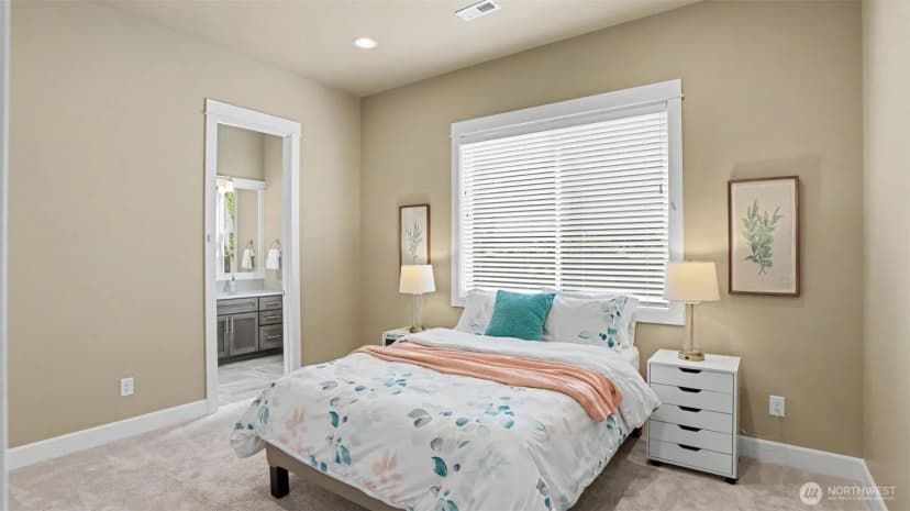 Property photo for 24020 Ne 20th Street, Sammamish photo 17