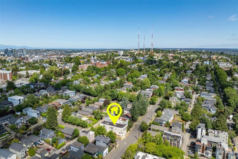 Property photo for 601 21st Avenue, Seattle photo 18