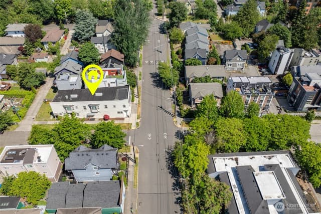 Property photo for 601 21st Avenue, Seattle photo 2