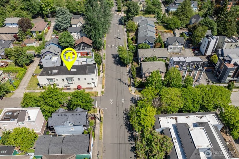 Property photo for 601 21st Avenue, Seattle photo 2