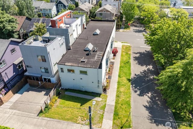 Property photo for 601 21st Avenue, Seattle photo 3