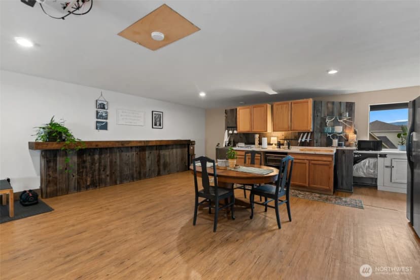 Property photo for 104 35th Street Nw, East Wenatchee photo 33
