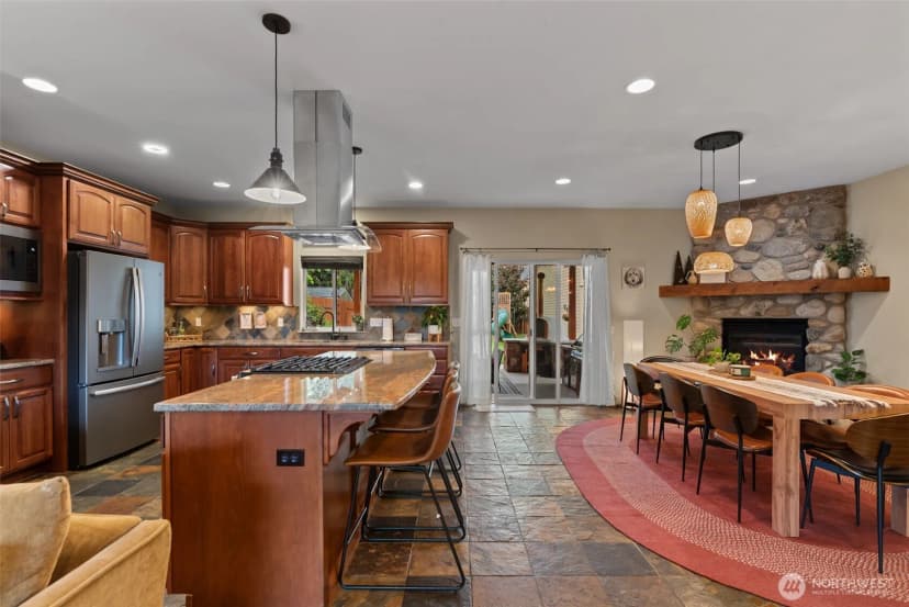 Property photo for 104 35th Street Nw, East Wenatchee photo 13
