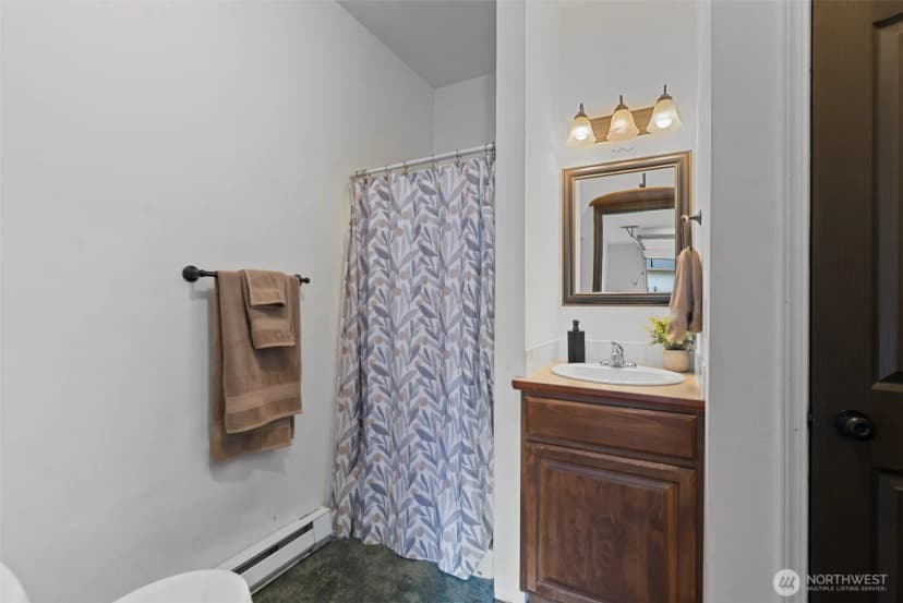 Property photo for 104 35th Street Nw, East Wenatchee photo 39