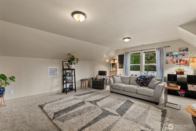 Property photo for 104 35th Street Nw, East Wenatchee photo 18