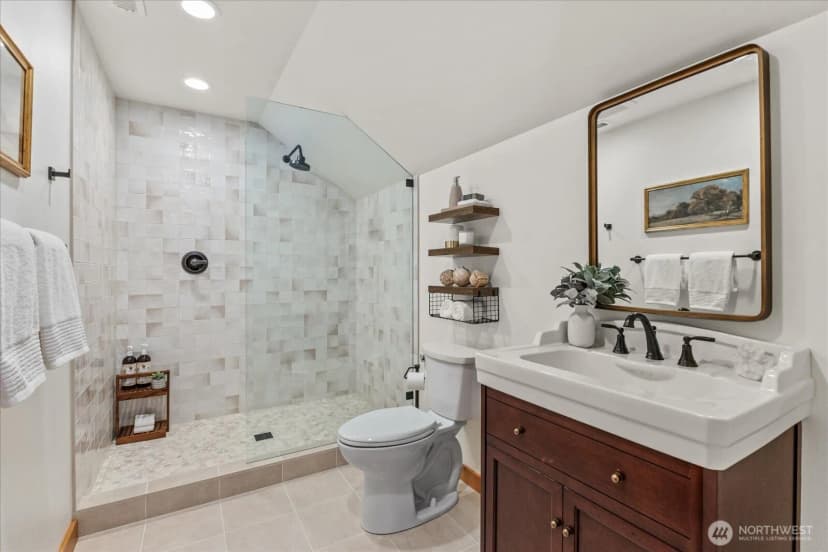 Property photo for 13748 242nd Avenue Ne, Woodinville photo 22