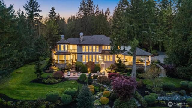 Property photo for 13748 242nd Avenue Ne, Woodinville photo 2