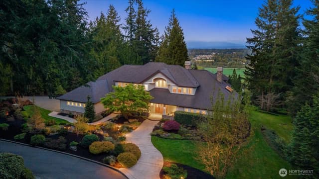 Property photo for 13748 242nd Avenue Ne, Woodinville