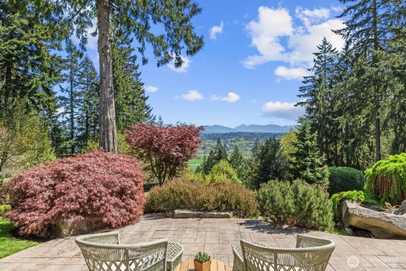 Property photo for 13748 242nd Avenue Ne, Woodinville photo 4