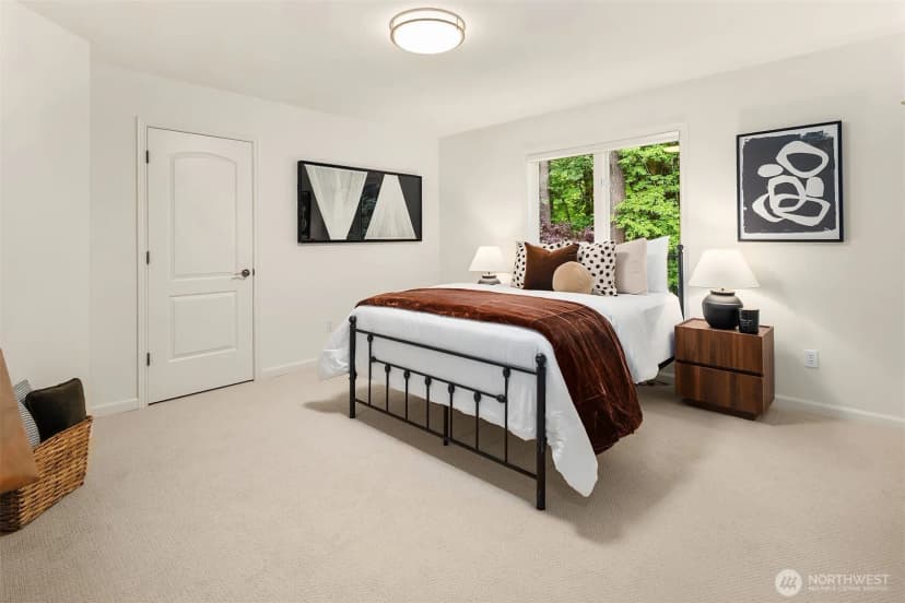 Property photo for 2828 140th Avenue Ne, Bellevue photo 24