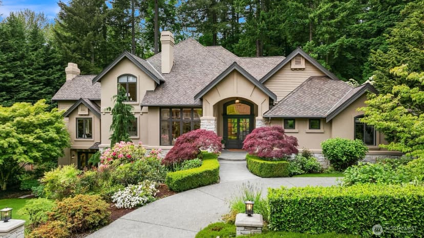 Property photo for 2828 140th Avenue Ne, Bellevue