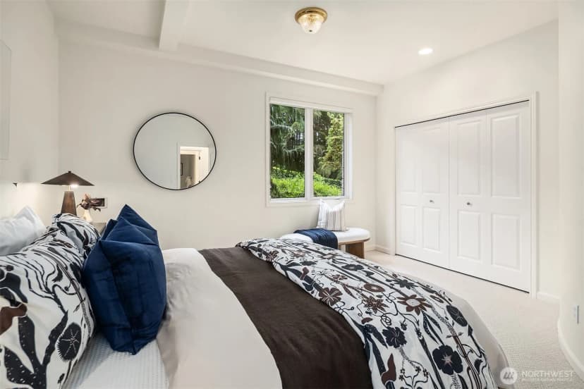 Property photo for 2828 140th Avenue Ne, Bellevue photo 28