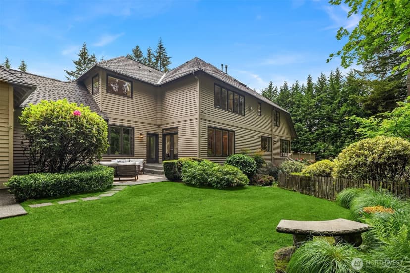 Property photo for 2828 140th Avenue Ne, Bellevue photo 33