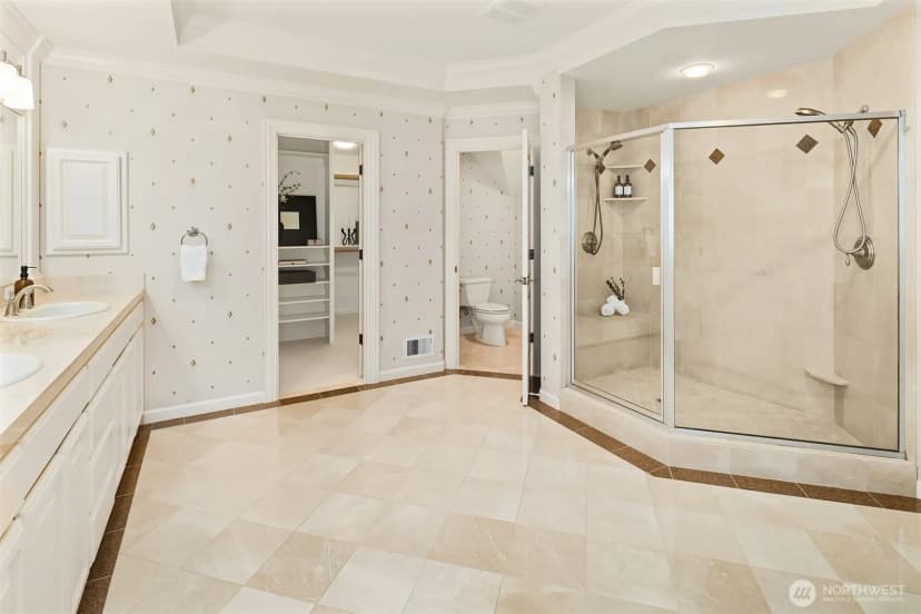 Property photo for 2828 140th Avenue Ne, Bellevue photo 20