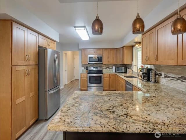 Property photo for 502 Coal Creek Road, Longview photo 3