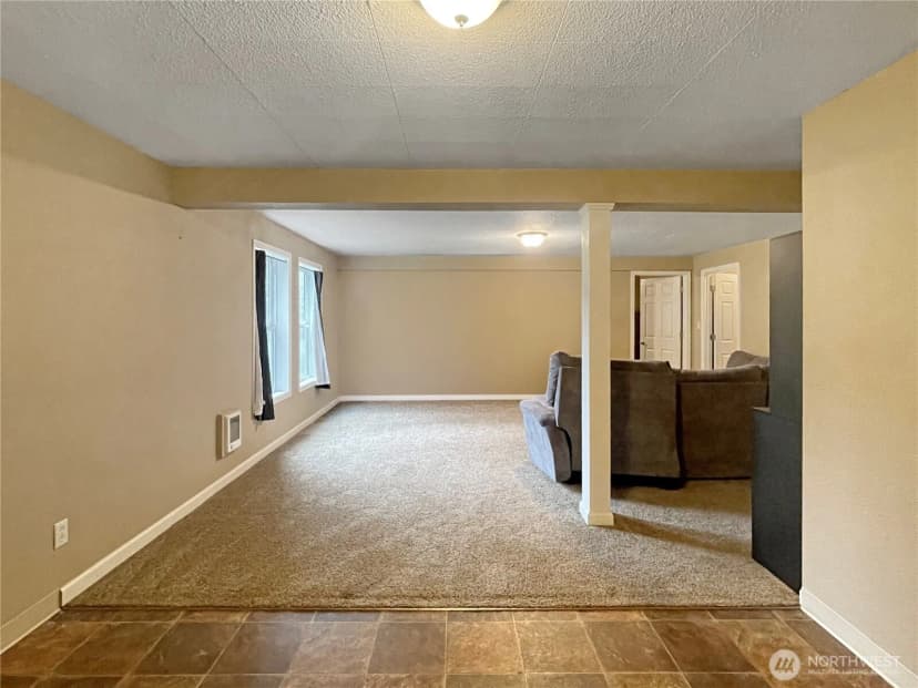 Property photo for 502 Coal Creek Road, Longview photo 17