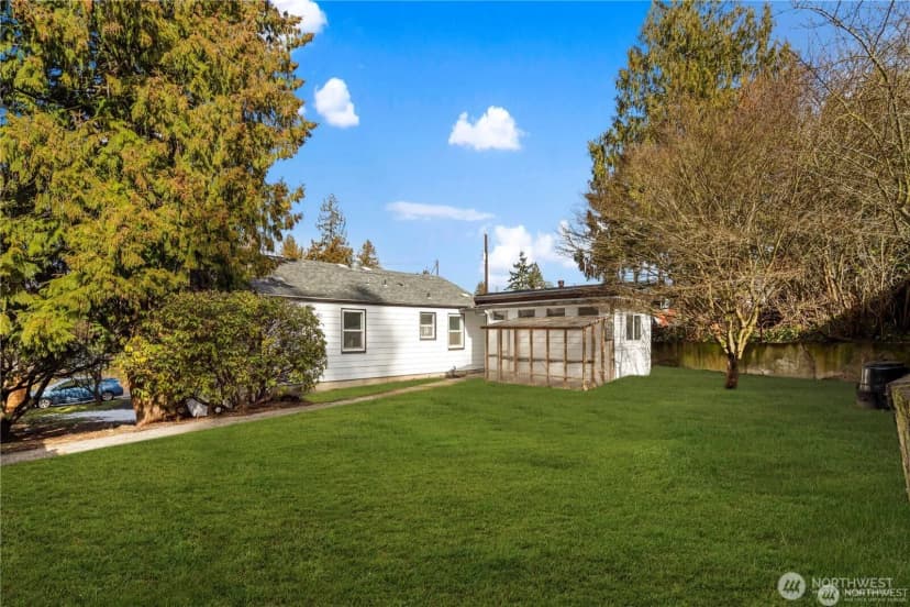 Property photo for 2315 S 116th Place, Seattle photo 21