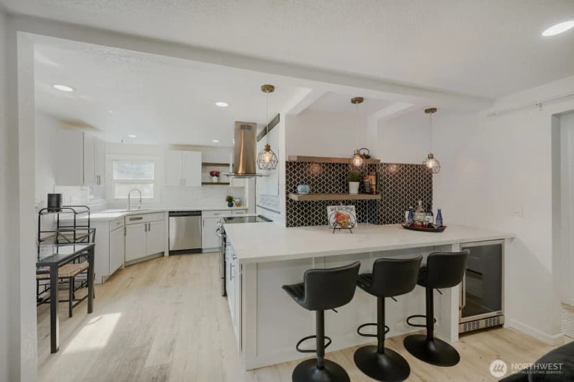 Property photo for 2315 S 116th Place, Seattle photo 32