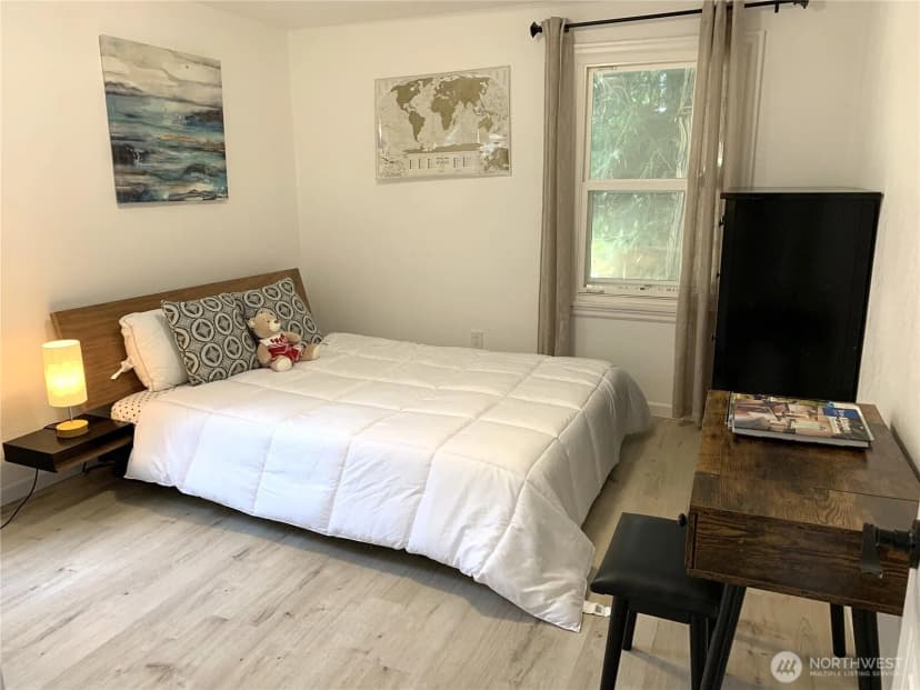 Property photo for 2315 S 116th Place, Seattle photo 14
