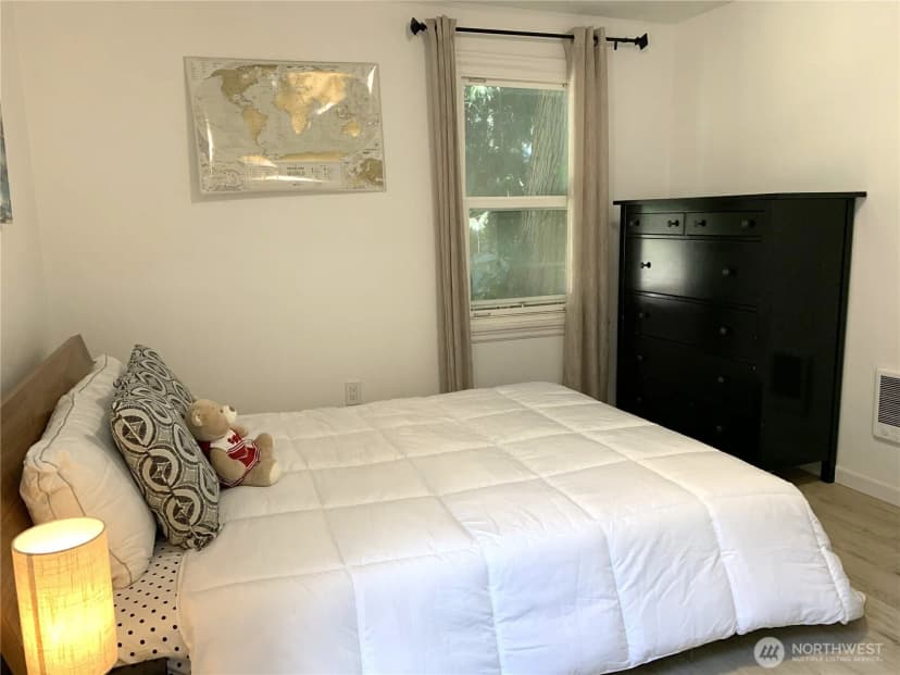 Property photo for 2315 S 116th Place, Seattle photo 12