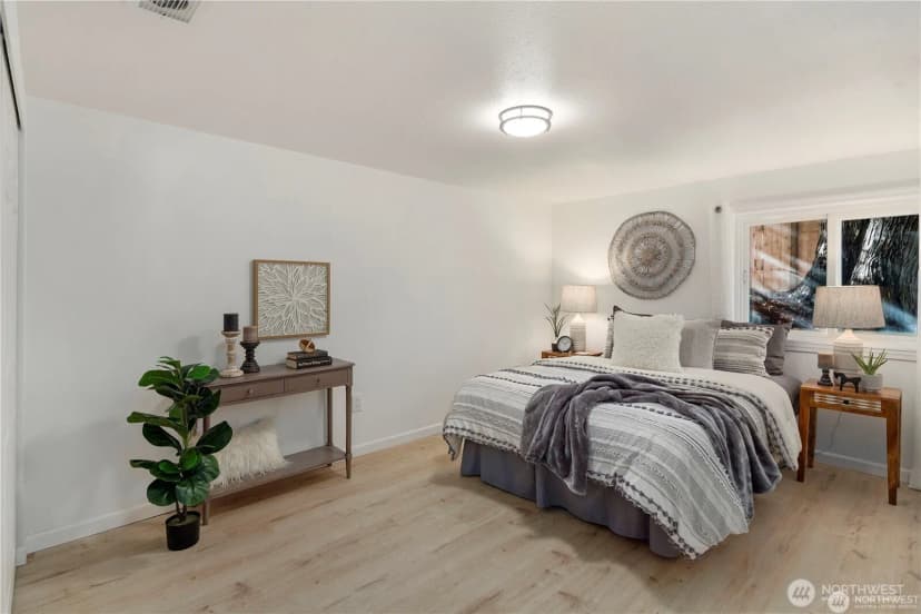 Property photo for 2315 S 116th Place, Seattle photo 30