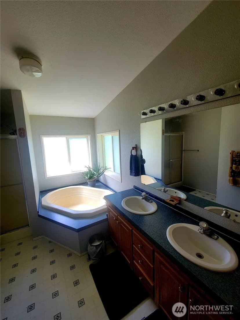 Property photo for 632 Meier Road, Winlock photo 19