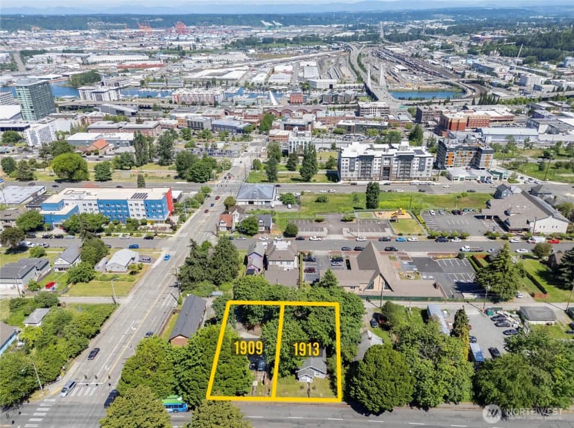 Property photo for 1909 S Yakima Avenue, Tacoma photo 6