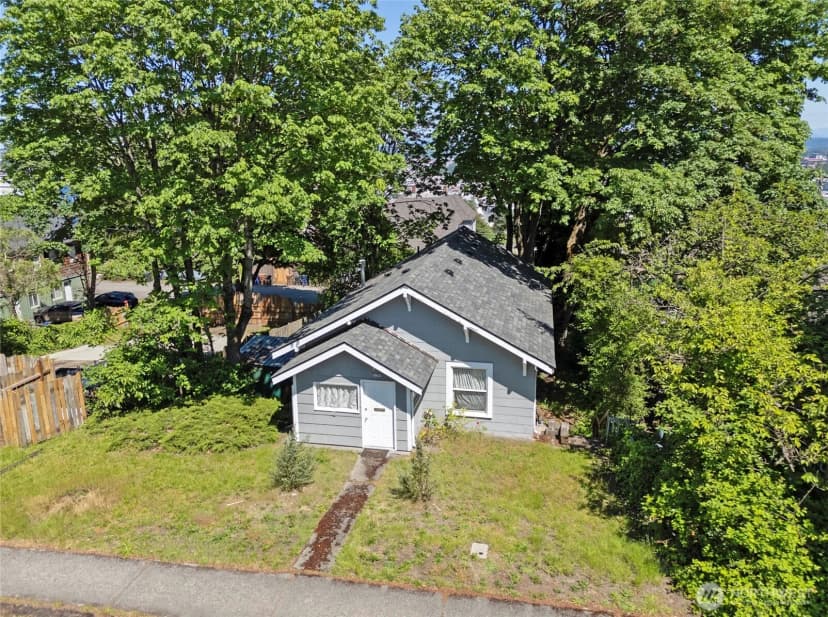 Property photo for 1909 S Yakima Avenue, Tacoma photo 11