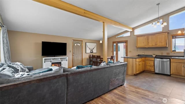 Property photo for 810 E Spring, Dayton photo 5