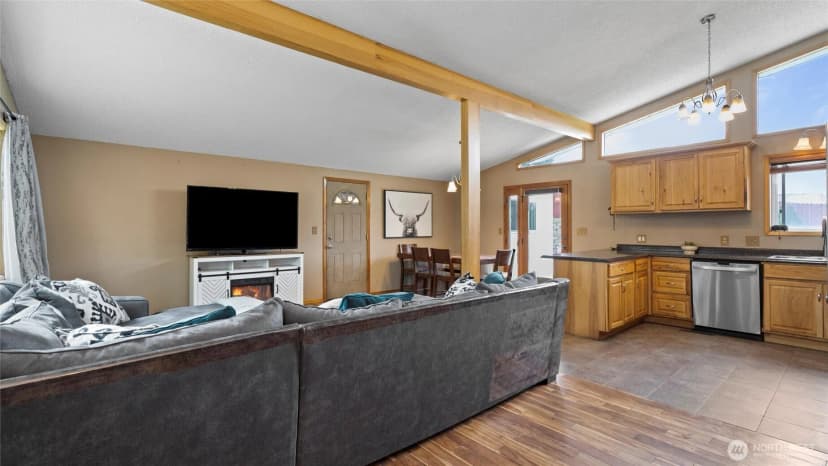 Property photo for 810 E Spring, Dayton photo 5