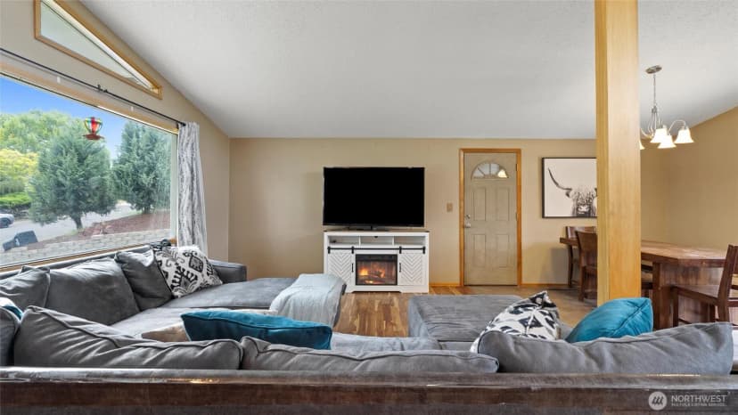 Property photo for 810 E Spring, Dayton photo 6