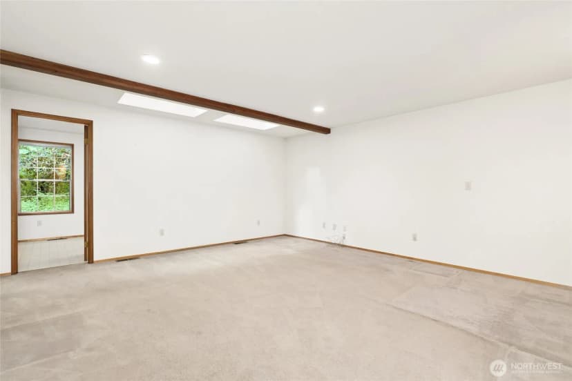 Property photo for 2833 140th Avenue Ne, Bellevue photo 31