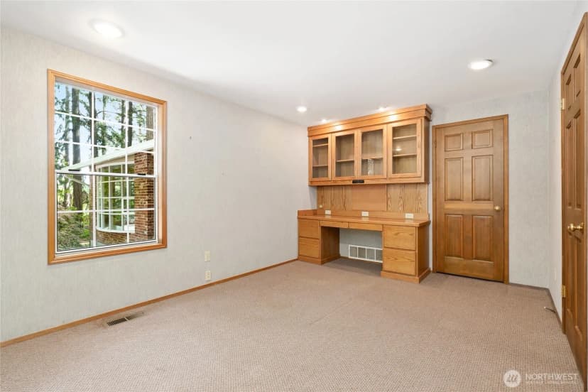 Property photo for 2833 140th Avenue Ne, Bellevue photo 16