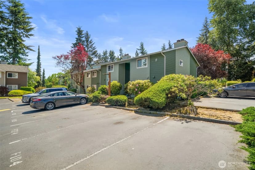Property photo for 921 130th Street Sw #f205, Everett photo 11