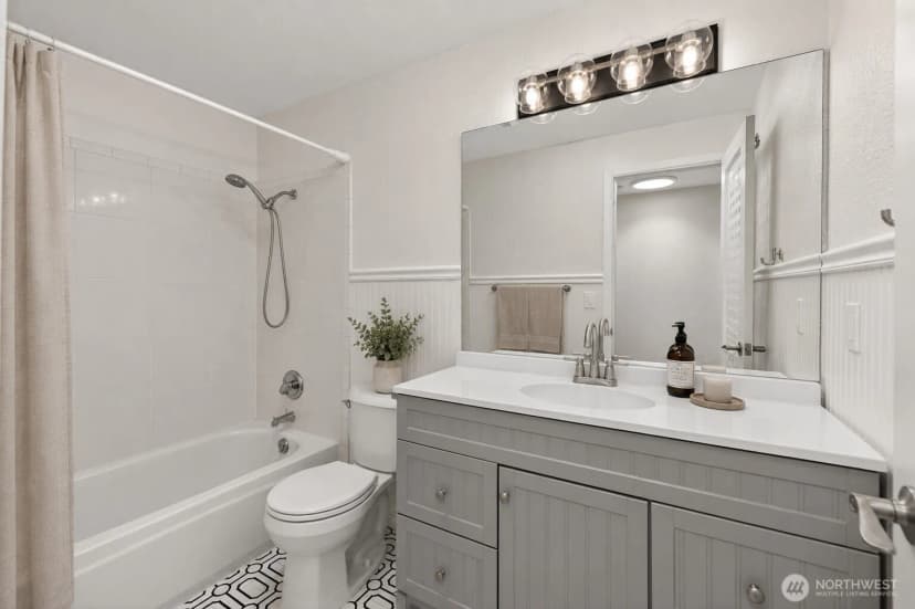 Property photo for 24306 87th Place W, Edmonds photo 19