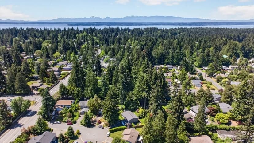 Property photo for 24306 87th Place W, Edmonds photo 31