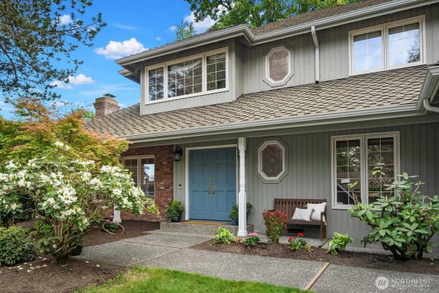 Property photo for 20141 Ne 42nd Street, Sammamish photo 2