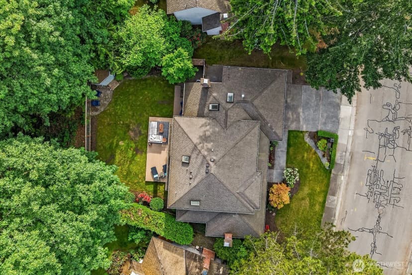 Property photo for 20141 Ne 42nd Street, Sammamish photo 32