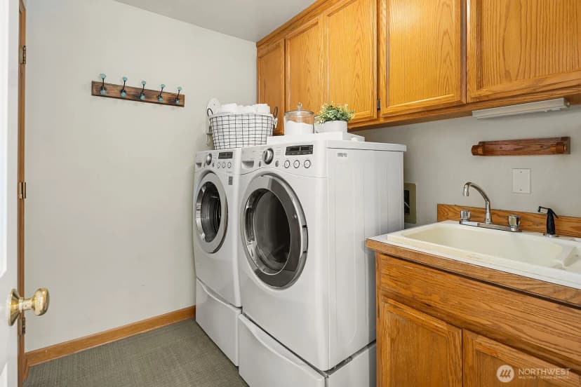 Property photo for 20141 Ne 42nd Street, Sammamish photo 19
