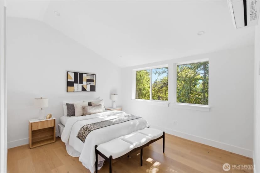 Property photo for 11731 Durland Avenue Ne, Seattle photo 17