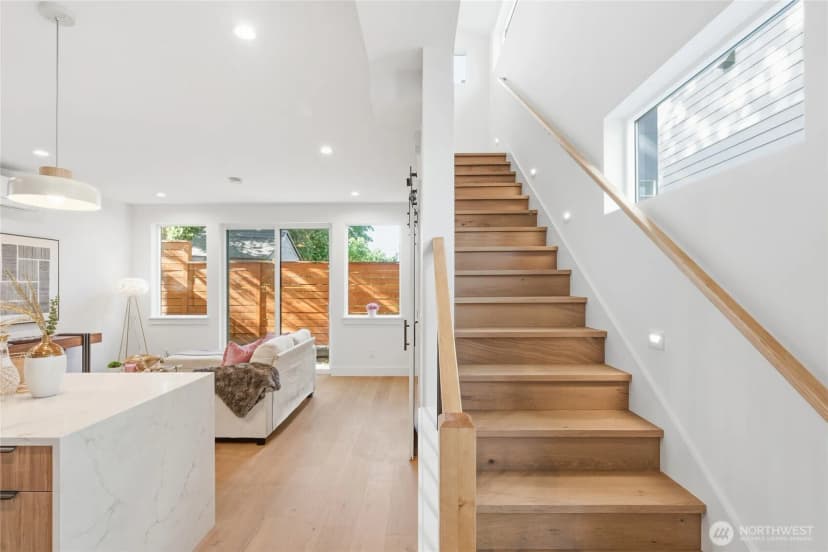 Property photo for 11731 Durland Avenue Ne, Seattle photo 15
