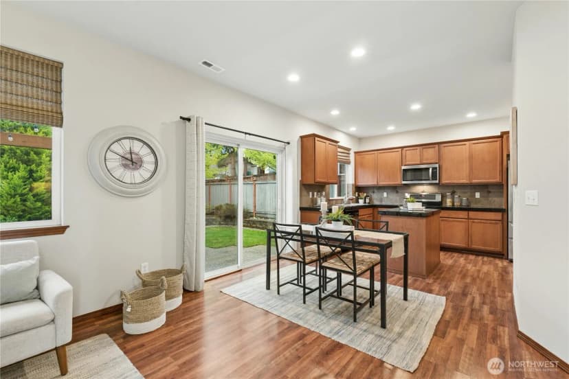 Property photo for 4127 228th Place Se, Bothell photo 5