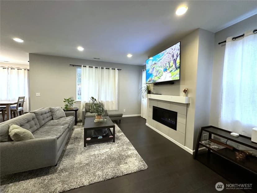 Property photo for 19019 123rd Place Se, Renton photo 9