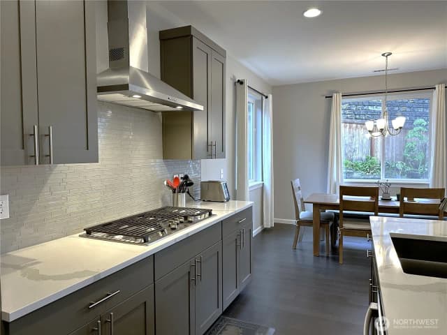 Property photo for 19019 123rd Place Se, Renton photo 2